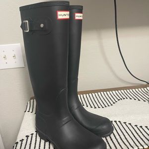 Hunter rain boots